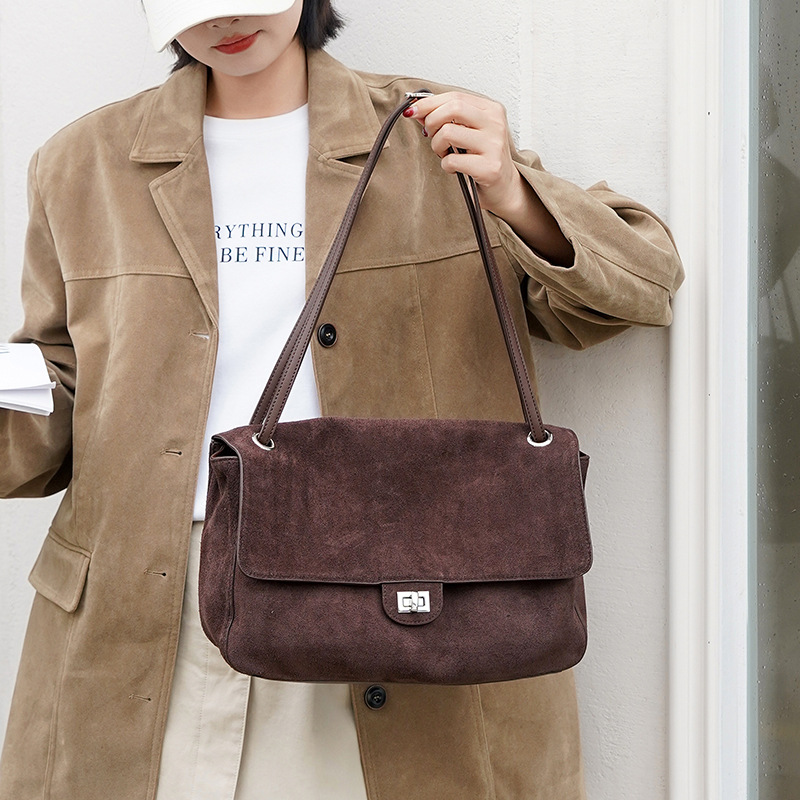 Borsa a Spalla in Vera Pelle S - Leather Work Handbag recensione e prezzo