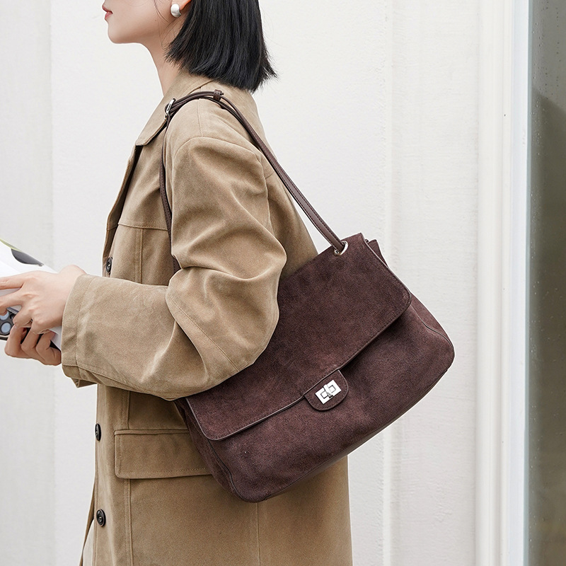 Borsa a Spalla in Vera Pelle S - Leather Work Handbag recensione e prezzo
